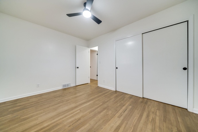 1614 Huntington, DEKALB, Illinois 60115, 3 Bedrooms Bedrooms, ,2 BathroomsBathrooms,House,For Sale,Huntington,202507717