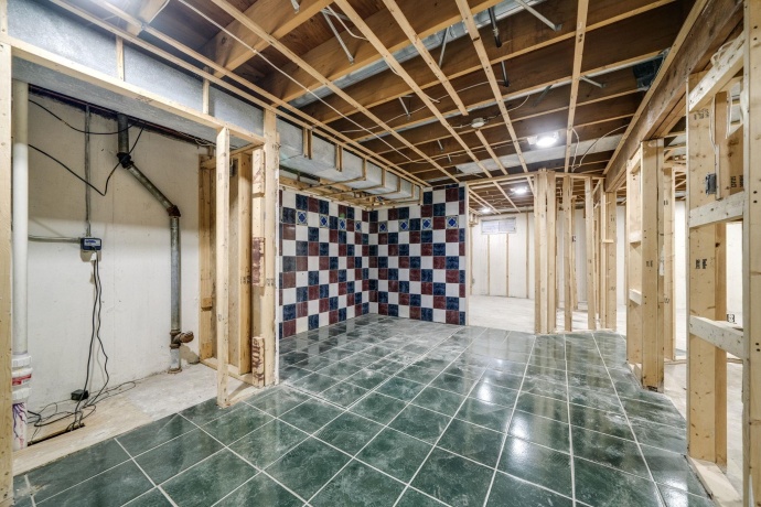 1614 Huntington, DEKALB, Illinois 60115, 3 Bedrooms Bedrooms, ,2 BathroomsBathrooms,House,For Sale,Huntington,202507717