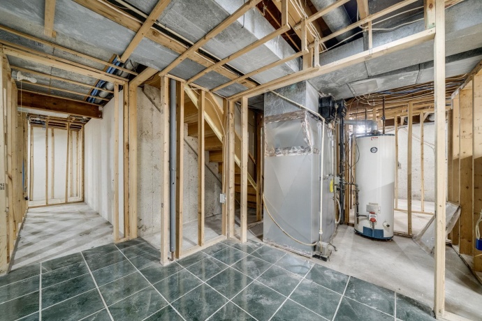 1614 Huntington, DEKALB, Illinois 60115, 3 Bedrooms Bedrooms, ,2 BathroomsBathrooms,House,For Sale,Huntington,202507717