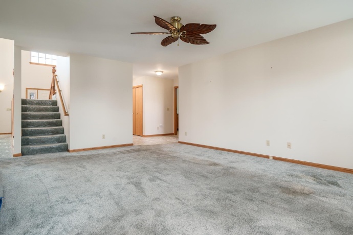 206 BEAR DUSK, BELVIDERE, Illinois 61008, 3 Bedrooms Bedrooms, ,2 BathroomsBathrooms,House,For Sale,BEAR DUSK,202507718