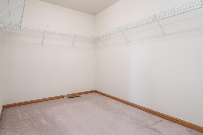 206 BEAR DUSK, BELVIDERE, Illinois 61008, 3 Bedrooms Bedrooms, ,2 BathroomsBathrooms,House,For Sale,BEAR DUSK,202507718