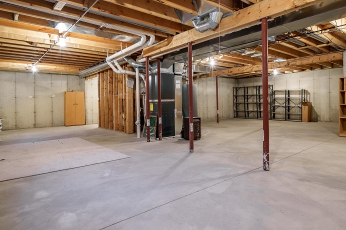 206 BEAR DUSK, BELVIDERE, Illinois 61008, 3 Bedrooms Bedrooms, ,2 BathroomsBathrooms,House,For Sale,BEAR DUSK,202507718