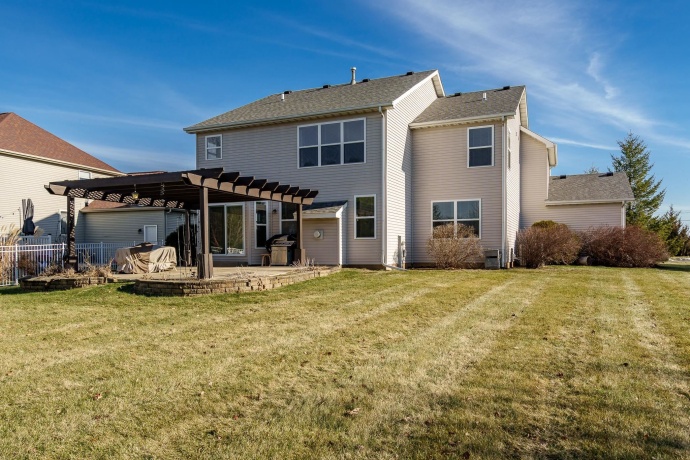 206 BEAR DUSK, BELVIDERE, Illinois 61008, 3 Bedrooms Bedrooms, ,2 BathroomsBathrooms,House,For Sale,BEAR DUSK,202507718