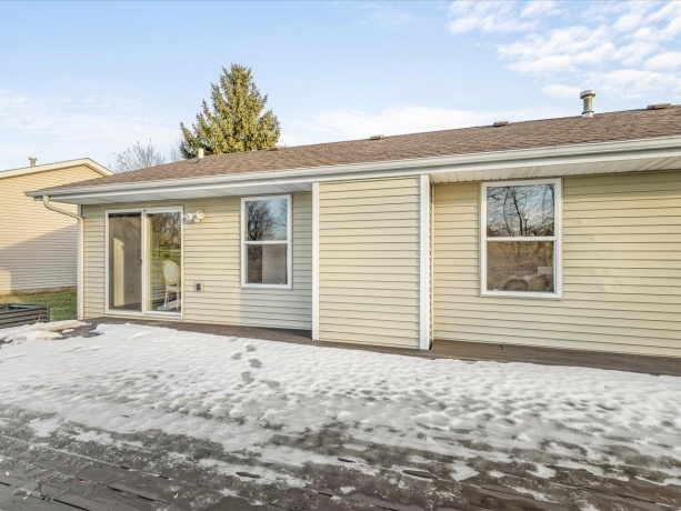 4144 Westridge, WINNEBAGO, Illinois 61088, 3 Bedrooms Bedrooms, ,2 BathroomsBathrooms,House,For Sale,Westridge,202507720