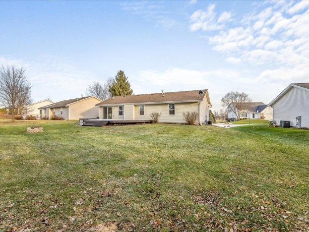 4144 Westridge, WINNEBAGO, Illinois 61088, 3 Bedrooms Bedrooms, ,2 BathroomsBathrooms,House,For Sale,Westridge,202507720