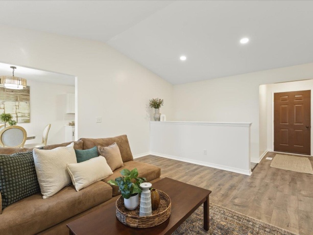 4144 Westridge, WINNEBAGO, Illinois 61088, 3 Bedrooms Bedrooms, ,2 BathroomsBathrooms,House,For Sale,Westridge,202507720