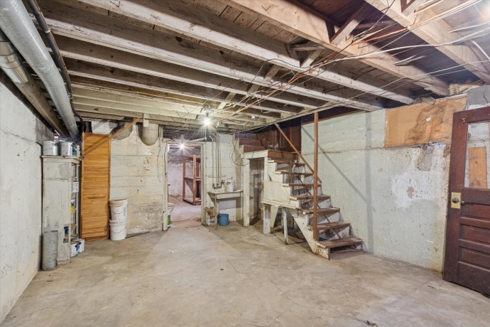 2226 8th, MONROE, Wisconsin 53566, 3 Bedrooms Bedrooms, ,1 BathroomBathrooms,House,For Sale,8th,202507199