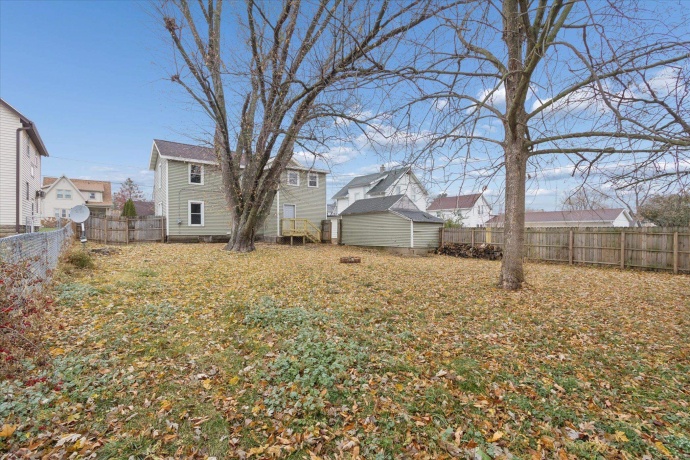 2226 8th, MONROE, Wisconsin 53566, 3 Bedrooms Bedrooms, ,1 BathroomBathrooms,House,For Sale,8th,202507199