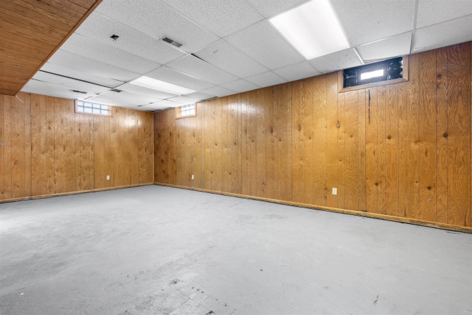 812 Jordan Place, ROCKFORD, Illinois 61108, 3 Bedrooms Bedrooms, ,2 BathroomsBathrooms,House,For Sale,Jordan Place,202507721