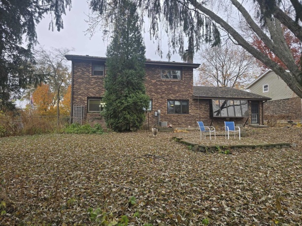 1208 Roxbury, ROCKFORD, Illinois 61107, 4 Bedrooms Bedrooms, ,2 BathroomsBathrooms,House,For Sale,Roxbury,202507249