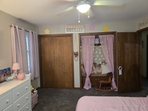 1208 Roxbury, ROCKFORD, Illinois 61107, 4 Bedrooms Bedrooms, ,2 BathroomsBathrooms,House,For Sale,Roxbury,202507249