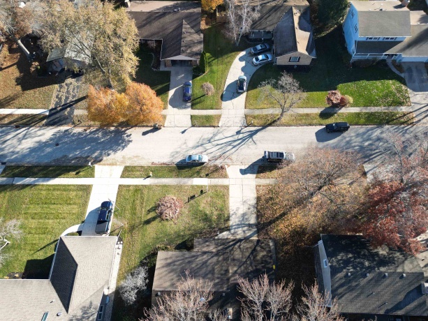 1208 Roxbury, ROCKFORD, Illinois 61107, 4 Bedrooms Bedrooms, ,2 BathroomsBathrooms,House,For Sale,Roxbury,202507249