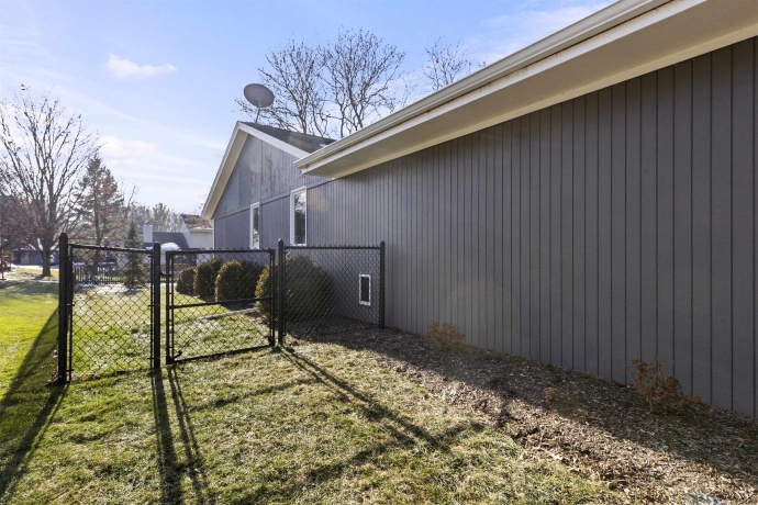 5901 Sandringham, ROCKFORD, Illinois 61107, 3 Bedrooms Bedrooms, ,2 BathroomsBathrooms,House,For Sale,Sandringham,202507722