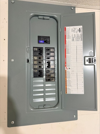 2104 Latham, ROCKFORD, Illinois 61103, 4 Bedrooms Bedrooms, ,2 BathroomsBathrooms,House,For Sale,Latham,202507273