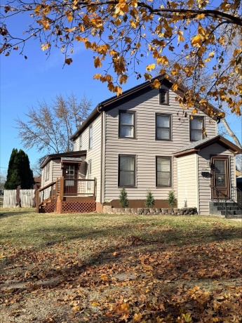 2104 Latham, ROCKFORD, Illinois 61103, 4 Bedrooms Bedrooms, ,2 BathroomsBathrooms,House,For Sale,Latham,202507273