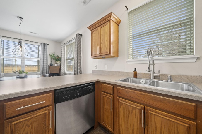 7621 Magnolia, CHERRY VALLEY, Illinois 61016, 2 Bedrooms Bedrooms, ,2 BathroomsBathrooms,Condominium,For Sale,Magnolia,202507732