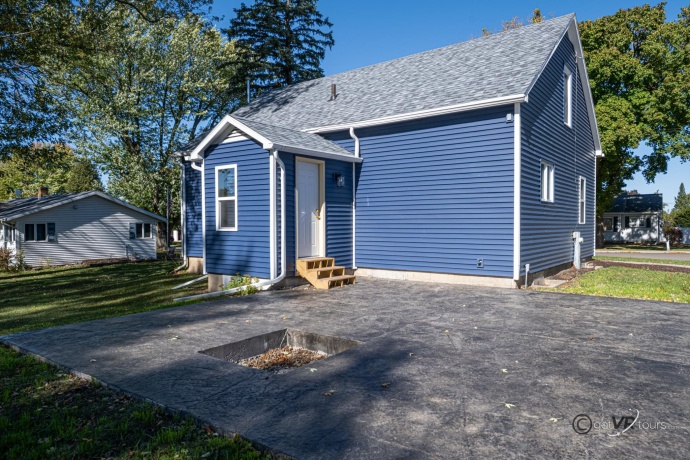 309 South, PEARL CITY, Illinois 61062, 3 Bedrooms Bedrooms, ,2 BathroomsBathrooms,House,For Sale,South,202506527