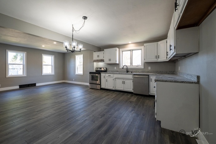 309 South, PEARL CITY, Illinois 61062, 3 Bedrooms Bedrooms, ,2 BathroomsBathrooms,House,For Sale,South,202506527