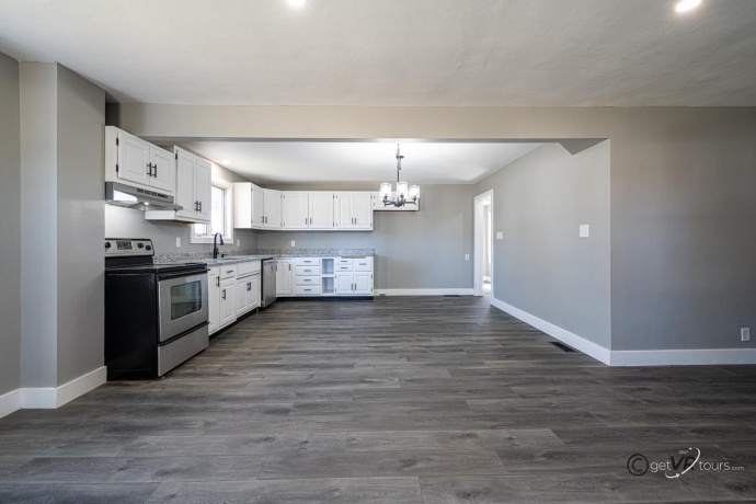 309 South, PEARL CITY, Illinois 61062, 3 Bedrooms Bedrooms, ,2 BathroomsBathrooms,House,For Sale,South,202506527