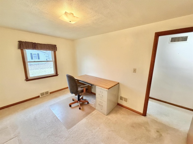 305 Pershing, STILLMAN VALLEY, Illinois 61084, 3 Bedrooms Bedrooms, ,2 BathroomsBathrooms,House,For Sale,Pershing,202507735