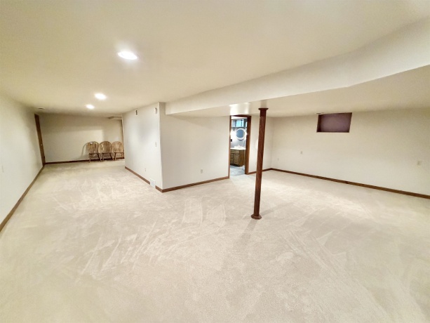 305 Pershing, STILLMAN VALLEY, Illinois 61084, 3 Bedrooms Bedrooms, ,2 BathroomsBathrooms,House,For Sale,Pershing,202507735