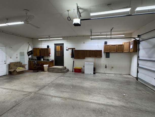 305 Pershing, STILLMAN VALLEY, Illinois 61084, 3 Bedrooms Bedrooms, ,2 BathroomsBathrooms,House,For Sale,Pershing,202507735