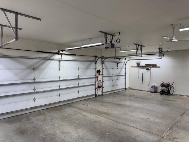 305 Pershing, STILLMAN VALLEY, Illinois 61084, 3 Bedrooms Bedrooms, ,2 BathroomsBathrooms,House,For Sale,Pershing,202507735