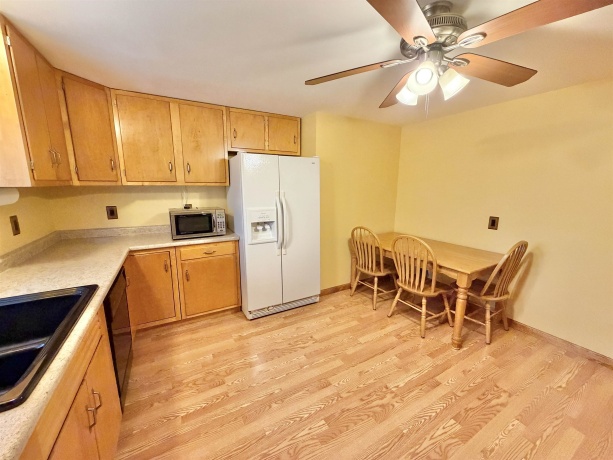 305 Pershing, STILLMAN VALLEY, Illinois 61084, 3 Bedrooms Bedrooms, ,2 BathroomsBathrooms,House,For Sale,Pershing,202507735