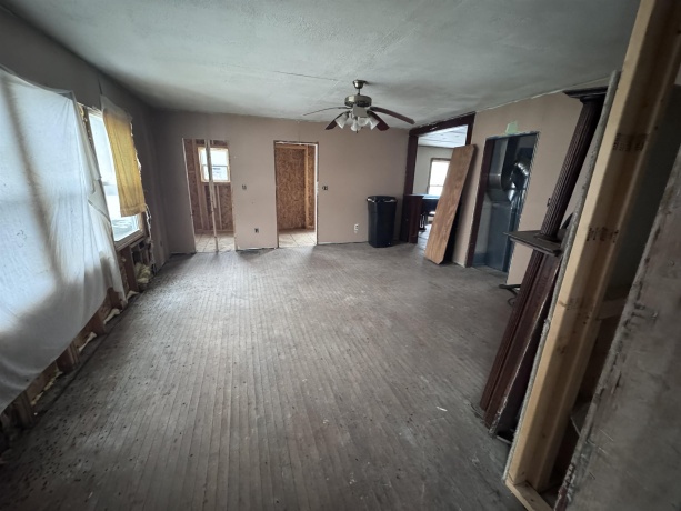 8976 Main, LEAF RIVER, Illinois 61047, 3 Bedrooms Bedrooms, ,2 BathroomsBathrooms,House,For Sale,Main,202507736