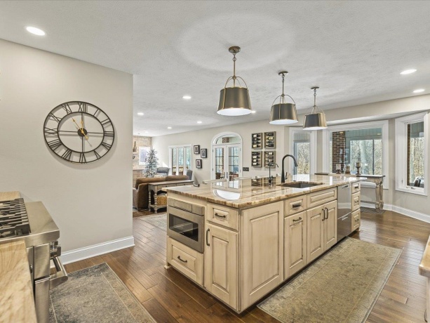 14161 Hickory Rise, ROSCOE, Illinois 61073, 5 Bedrooms Bedrooms, ,3 BathroomsBathrooms,House,For Sale,Hickory Rise,202507740