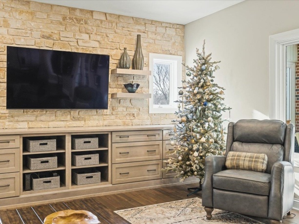 14161 Hickory Rise, ROSCOE, Illinois 61073, 5 Bedrooms Bedrooms, ,3 BathroomsBathrooms,House,For Sale,Hickory Rise,202507740