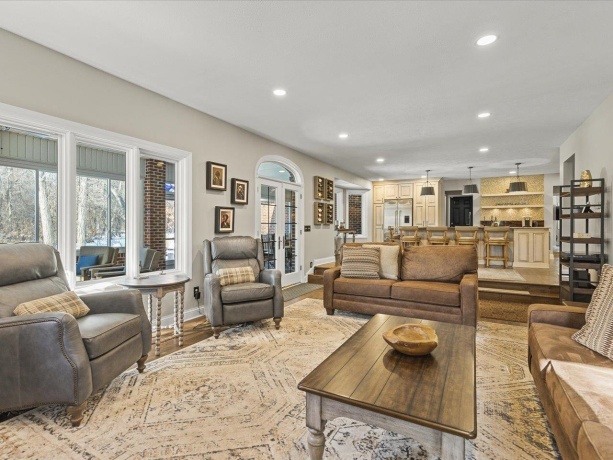 14161 Hickory Rise, ROSCOE, Illinois 61073, 5 Bedrooms Bedrooms, ,3 BathroomsBathrooms,House,For Sale,Hickory Rise,202507740