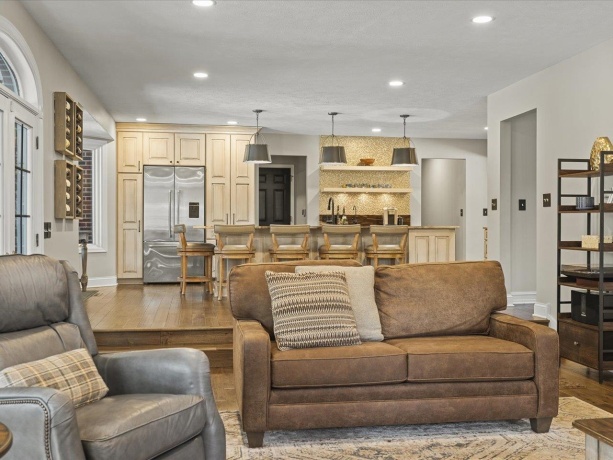 14161 Hickory Rise, ROSCOE, Illinois 61073, 5 Bedrooms Bedrooms, ,3 BathroomsBathrooms,House,For Sale,Hickory Rise,202507740