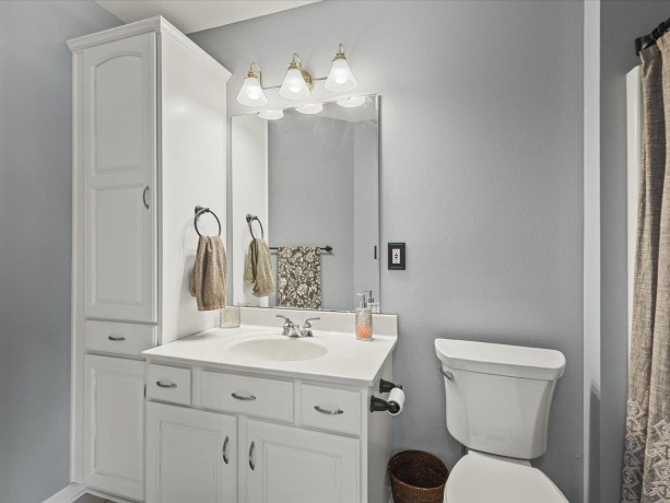 14161 Hickory Rise, ROSCOE, Illinois 61073, 5 Bedrooms Bedrooms, ,3 BathroomsBathrooms,House,For Sale,Hickory Rise,202507740