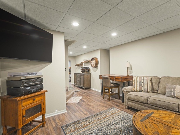 14161 Hickory Rise, ROSCOE, Illinois 61073, 5 Bedrooms Bedrooms, ,3 BathroomsBathrooms,House,For Sale,Hickory Rise,202507740