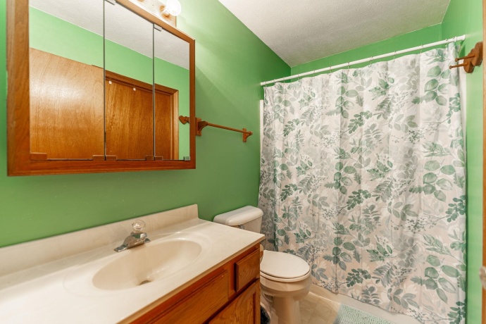 1219 6th, BELVIDERE, Illinois 61008, 2 Bedrooms Bedrooms, ,1 BathroomBathrooms,House,For Sale,6th,202507741