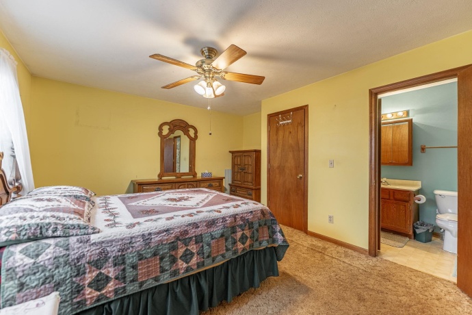 1219 6th, BELVIDERE, Illinois 61008, 2 Bedrooms Bedrooms, ,1 BathroomBathrooms,House,For Sale,6th,202507741