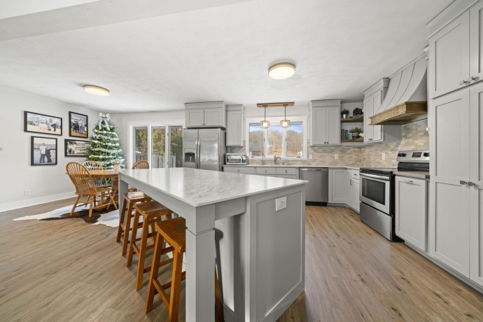 804 Jackson, OREGON, Illinois 61061, 4 Bedrooms Bedrooms, ,2 BathroomsBathrooms,House,For Sale,Jackson,202507742