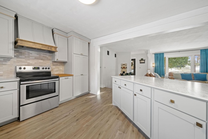 804 Jackson, OREGON, Illinois 61061, 4 Bedrooms Bedrooms, ,2 BathroomsBathrooms,House,For Sale,Jackson,202507742