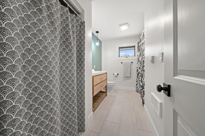 804 Jackson, OREGON, Illinois 61061, 4 Bedrooms Bedrooms, ,2 BathroomsBathrooms,House,For Sale,Jackson,202507742