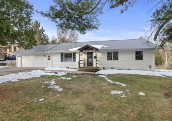 804 Jackson, OREGON, Illinois 61061, 4 Bedrooms Bedrooms, ,2 BathroomsBathrooms,House,For Sale,Jackson,202507742