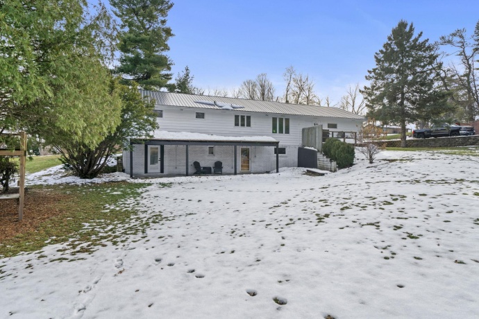 804 Jackson, OREGON, Illinois 61061, 4 Bedrooms Bedrooms, ,2 BathroomsBathrooms,House,For Sale,Jackson,202507742