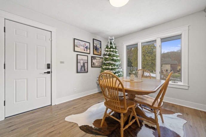 804 Jackson, OREGON, Illinois 61061, 4 Bedrooms Bedrooms, ,2 BathroomsBathrooms,House,For Sale,Jackson,202507742