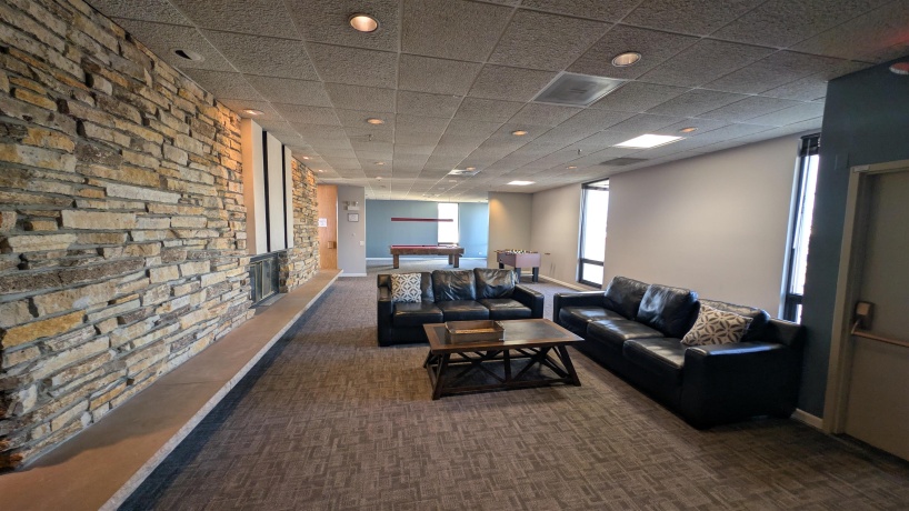 9128 Terrace Unit 2D, NILES, Illinois 60714, 1 Bedroom Bedrooms, ,1 BathroomBathrooms,House,For Sale,Terrace Unit 2D,202507745