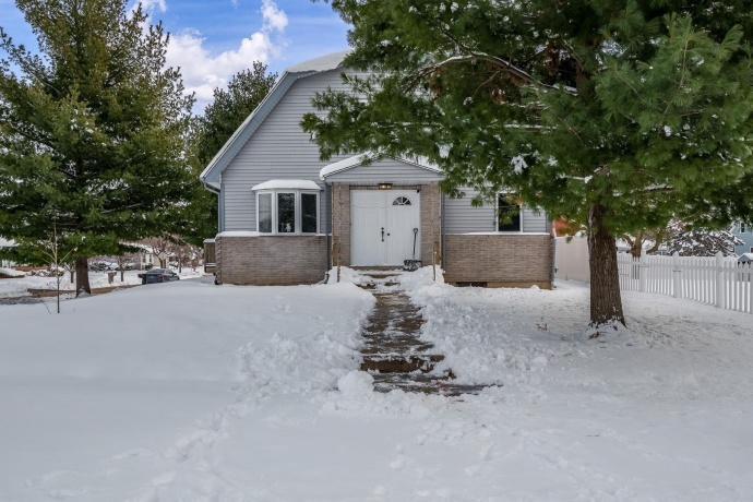 1020 PERRY, BELVIDERE, Illinois 61008, 4 Bedrooms Bedrooms, ,2 BathroomsBathrooms,House,For Sale,PERRY,202507746