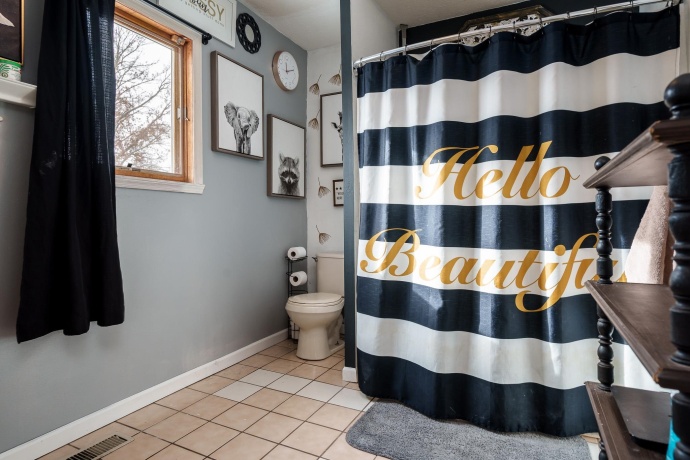 1020 PERRY, BELVIDERE, Illinois 61008, 4 Bedrooms Bedrooms, ,2 BathroomsBathrooms,House,For Sale,PERRY,202507746