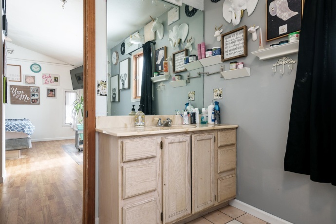 1020 PERRY, BELVIDERE, Illinois 61008, 4 Bedrooms Bedrooms, ,2 BathroomsBathrooms,House,For Sale,PERRY,202507746