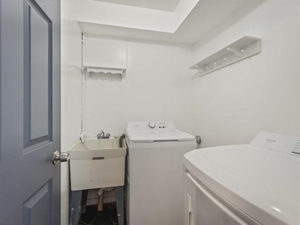 2205 Clover, ROCKFORD, Illinois 61102, 4 Bedrooms Bedrooms, ,2 BathroomsBathrooms,House,For Sale,Clover,202507749