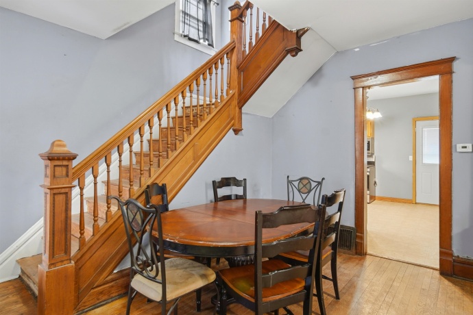 520 OTTAWA, DIXON, Illinois 61021, 3 Bedrooms Bedrooms, ,1 BathroomBathrooms,House,For Sale,OTTAWA,202507751