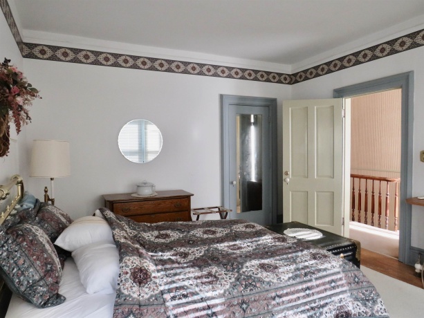 515 Park, GALENA, Illinois 61036, 4 Bedrooms Bedrooms, ,2 BathroomsBathrooms,House,For Sale,Park,202506299